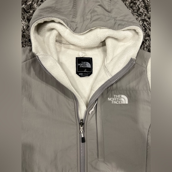 THE NORTH FACE  GRAY & BLACK DENALI FLEECE JACKET - Picture 6 of 14